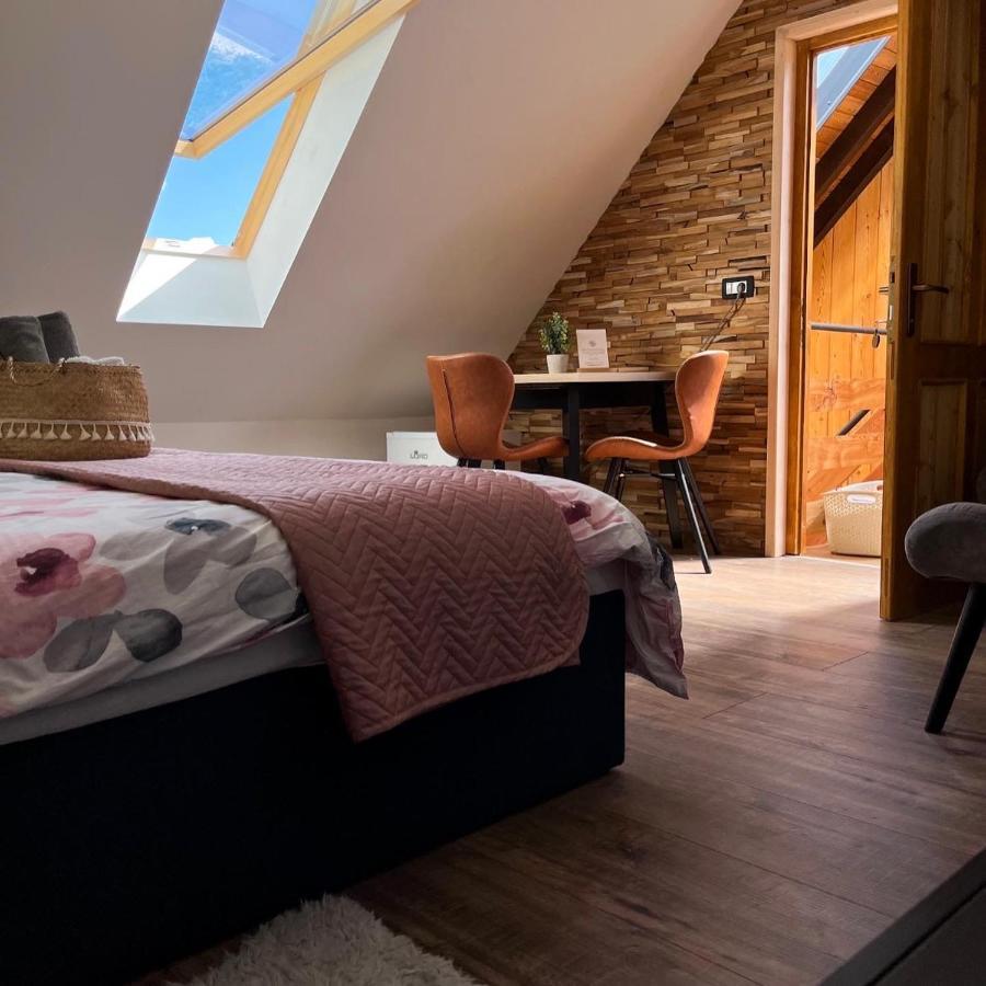 Hotel Glamping Gozdna Jasa Bovec Exteriér fotografie