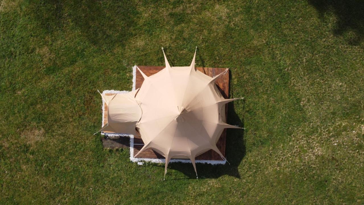 Hotel Glamping Gozdna Jasa Bovec Exteriér fotografie