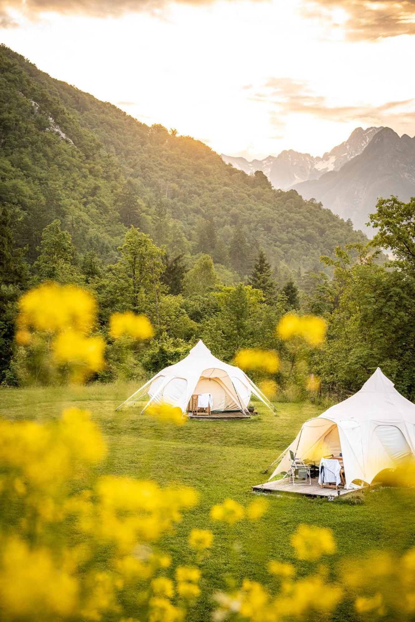 Hotel Glamping Gozdna Jasa Bovec Exteriér fotografie